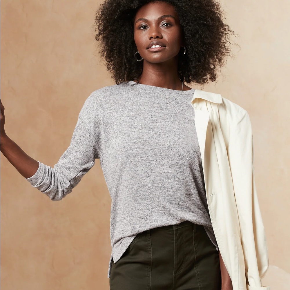 Banana Republic Gray Long Sleeve Tee